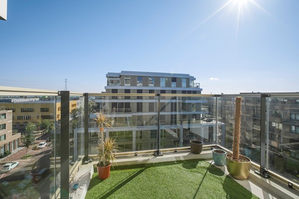 Medium property photo - Eef Kamerbeekstraat 584, 1095 MP Amsterdam